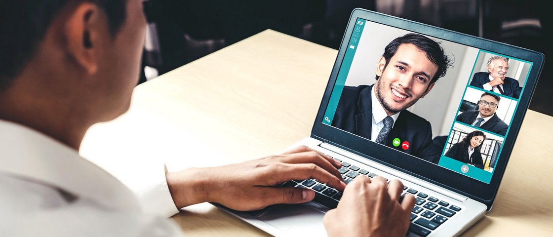 Video-Konferenz am Laptop