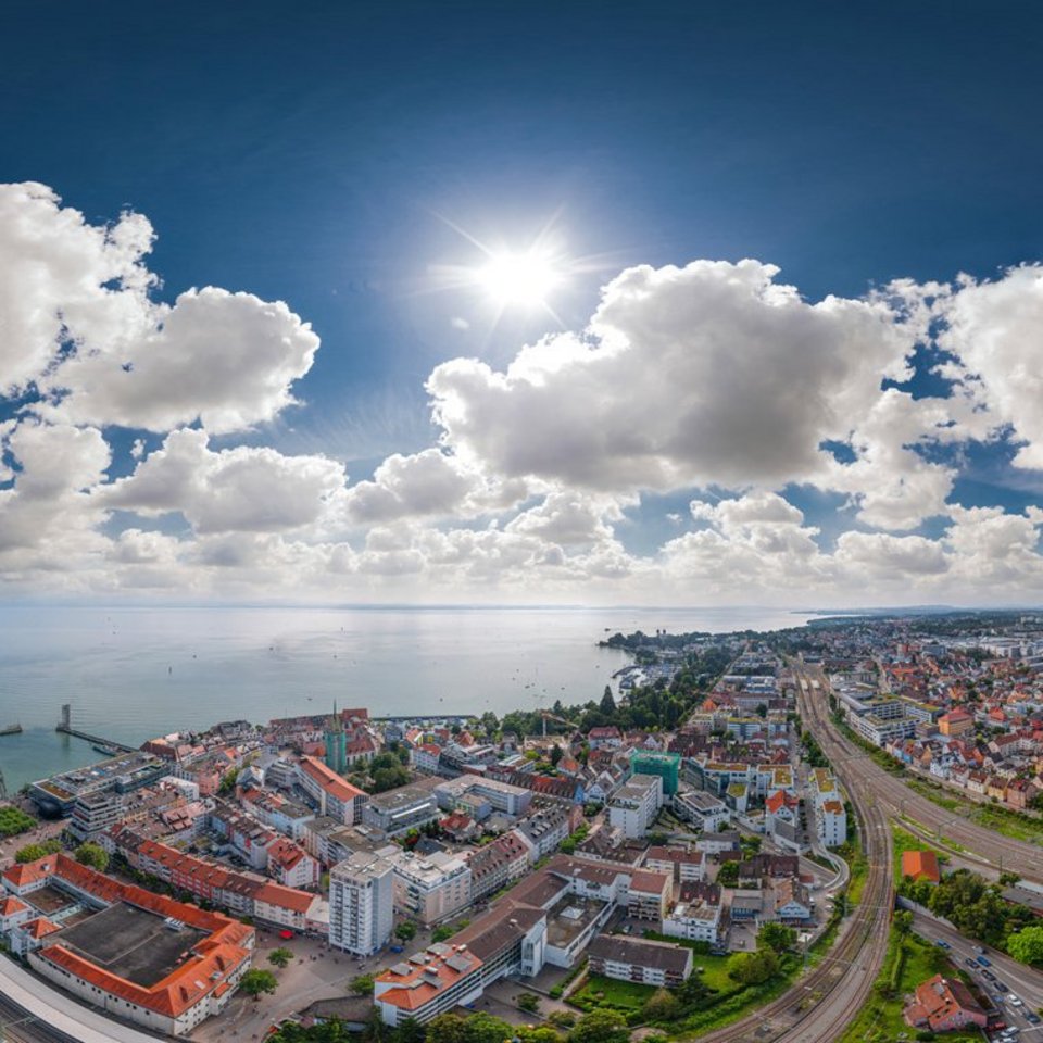 Wolken über einer Stadt