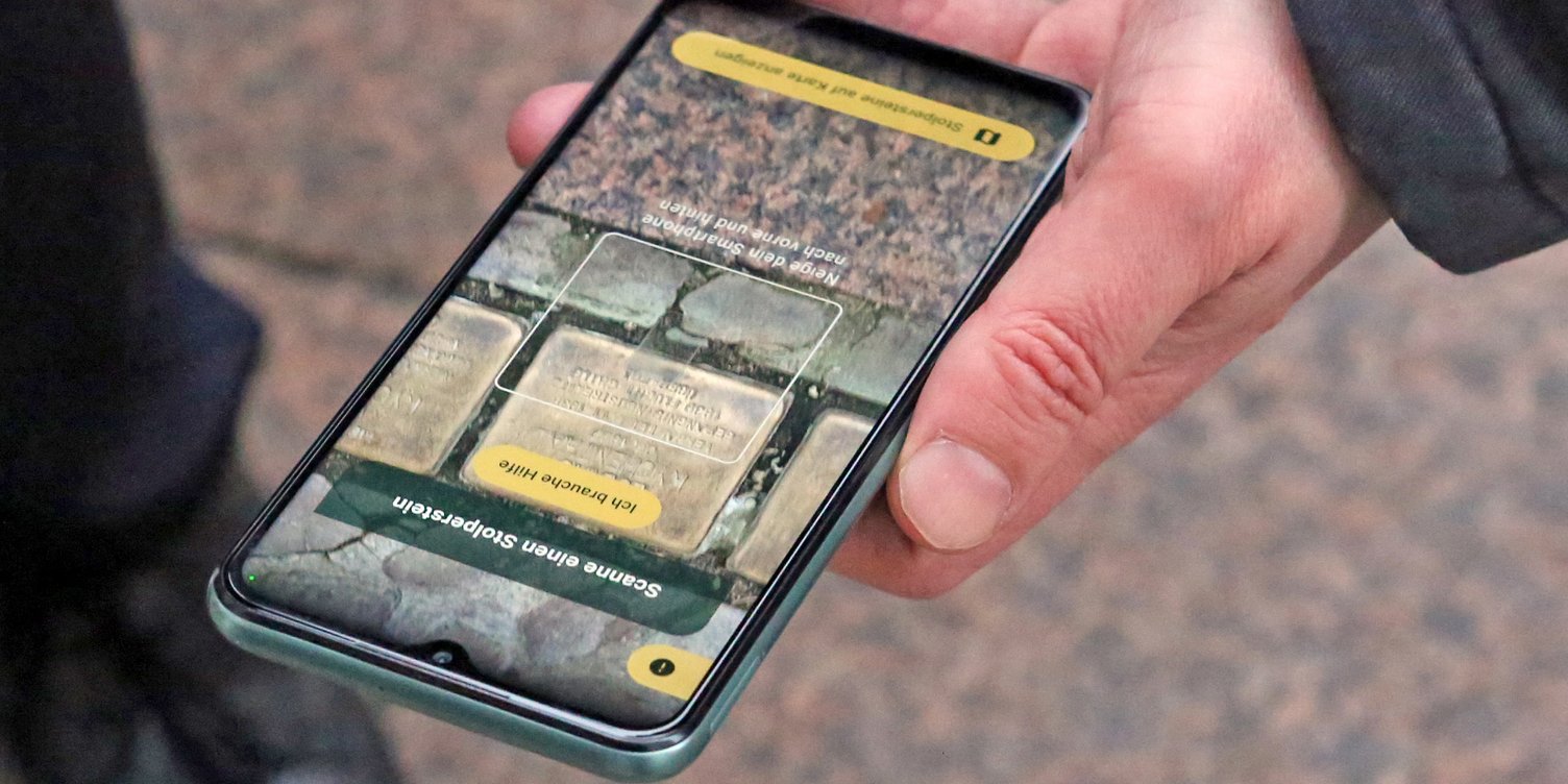 Nach Diebstahl: Dataport integriert Zeitzer Gedenktafeln in die App „Stolpersteine Digital“