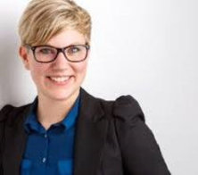 Mitarbeiterfoto von Annika Schlufter