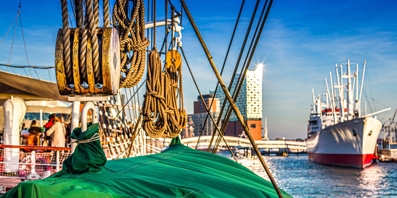 Hamburg: Erstes digitales Schiffsregister in Deutschland im Einsatz