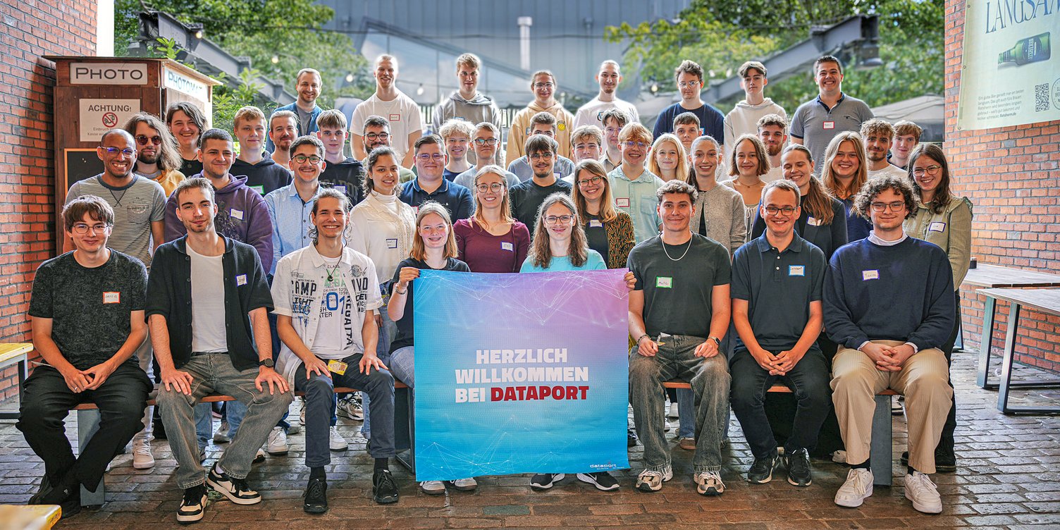 Gruppenfoto der Nachwuchskräfte von Dataport 2025